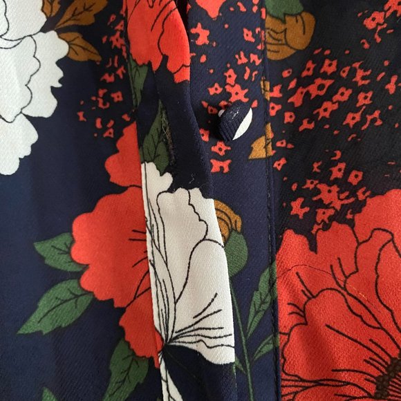 Flowy, oversized floral dress - Picture 2 of 6